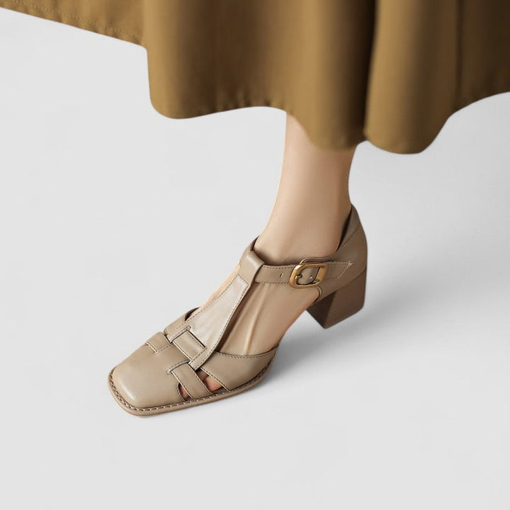 Elyxiana - Ortopedyczne buty na słupku z paskiem T