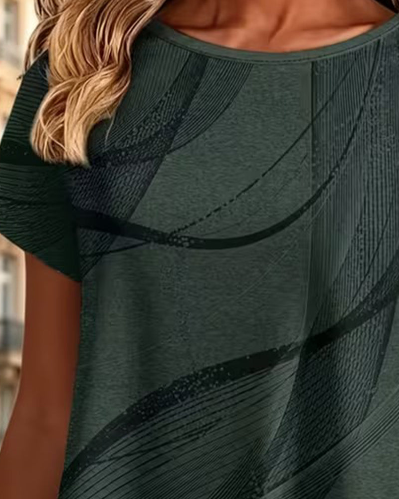 Aleksandra - Asymetryczna Bluzka z Krótkim Rękawem i Wydrukiem