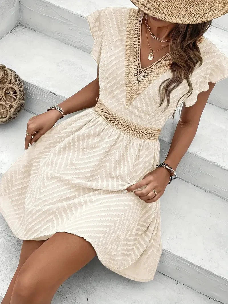 Karolina - Elegancka i Wygodna Sukienka z Dekoltem Sweetheart