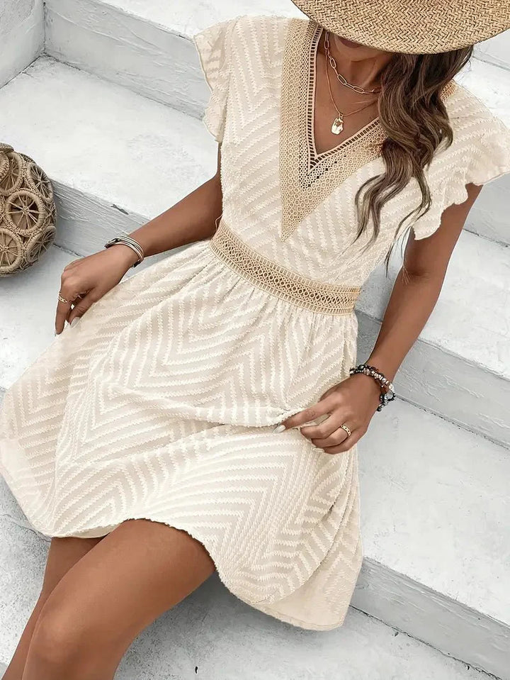 Karolina - Elegancka i Wygodna Sukienka z Dekoltem Sweetheart